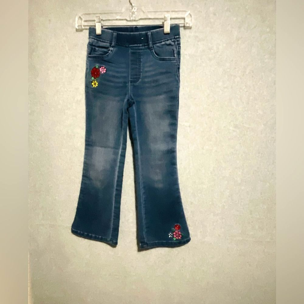 365 Kids Garanimals Girls Size 7 Floral Embroidered Flare Leg Pull-On Blue Jeans